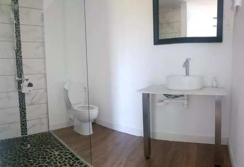 Aamiaismajoitus (B&B) Domaine Le Coteau De Mengaud