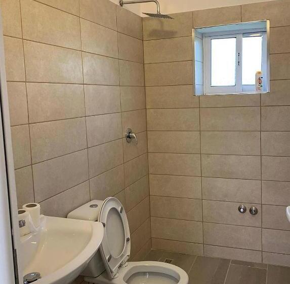 تختخواب و صبحانه Harmony Central