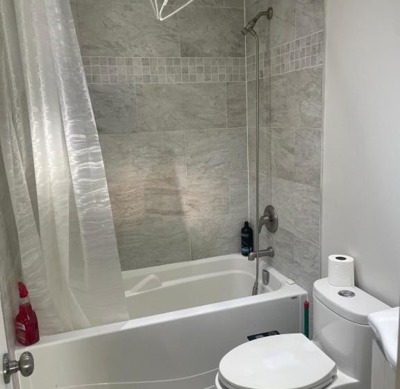 住宿加早餐  Private House