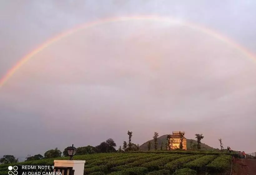 Gee Resort & Heights