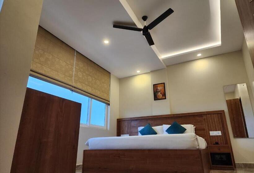 Gee Resort & Heights