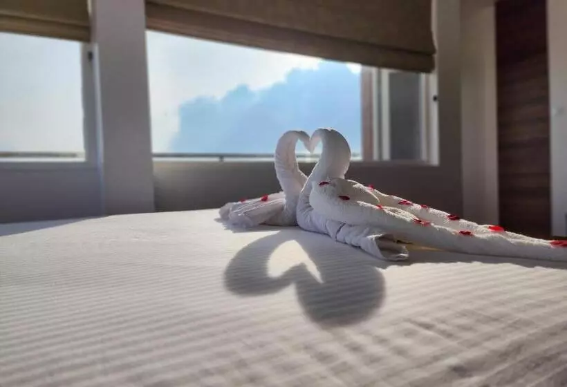 Gee Resort & Heights