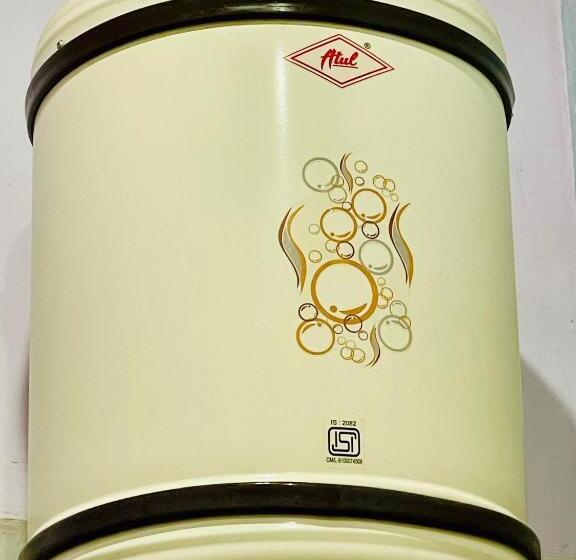 호텔 Budget Ac Family Rooms