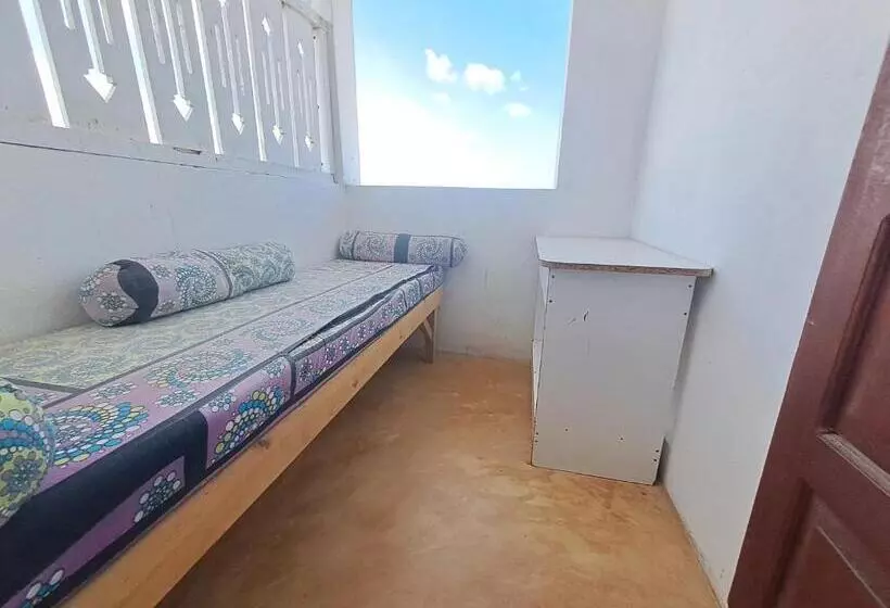 هتل کپسول Roof Top Private House