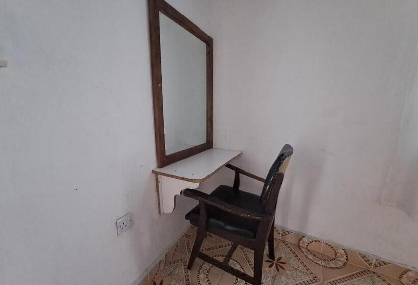 هتل کپسول Roof Top Private House