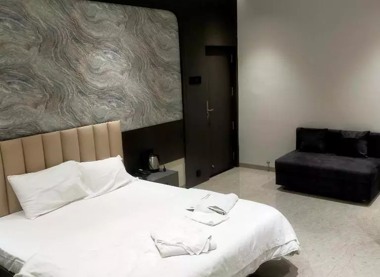 Hotelli Govind Regency