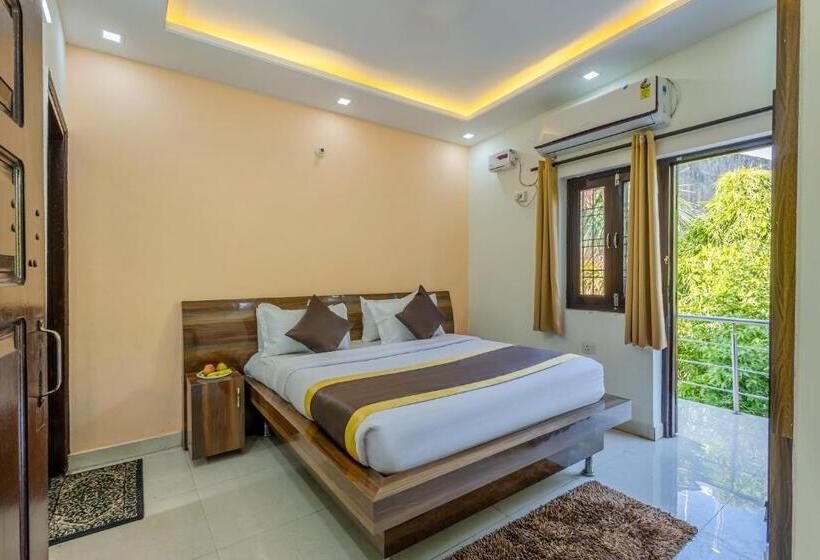 Hotel Kotabagh Grand