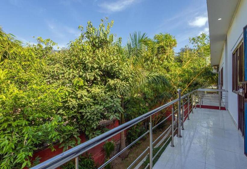 Hotel Kotabagh Grand