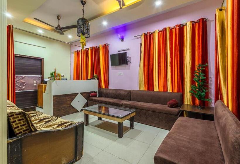 Hotel Kotabagh Grand