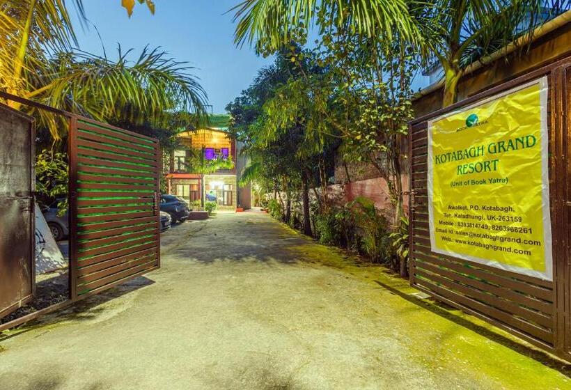 Hotel Kotabagh Grand