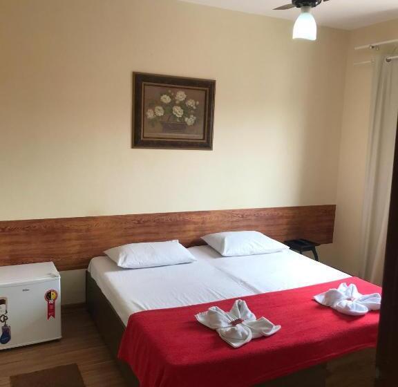 ホテル Pousada Florença