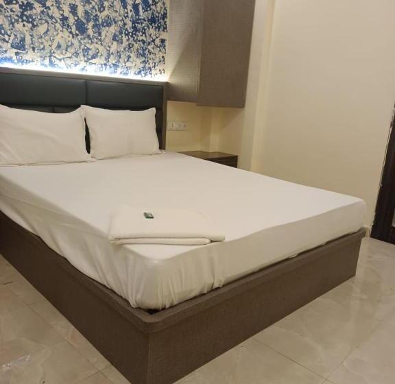 Отель The United