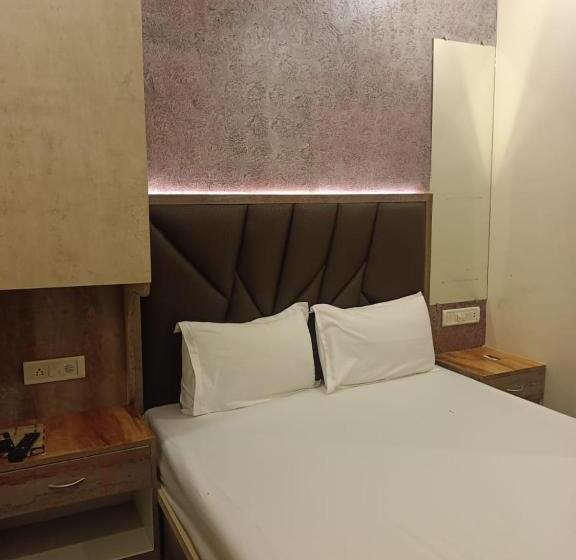 Отель The United