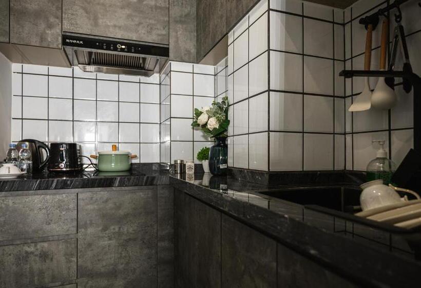 M Residence Hotel And Serviced Apartment