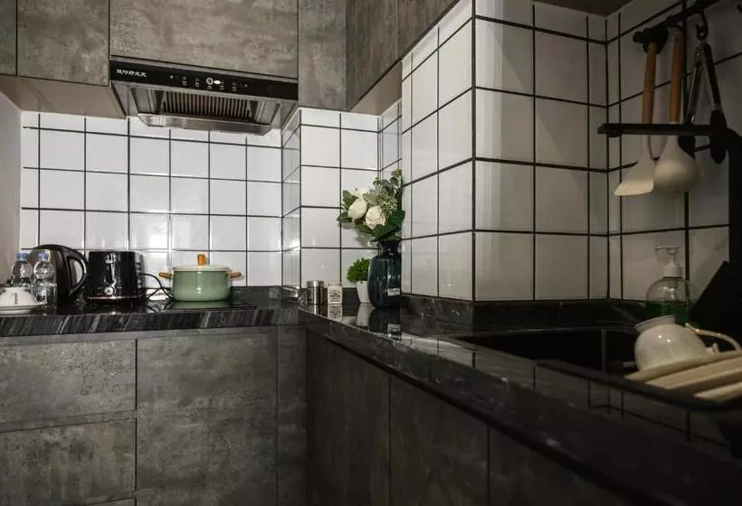 M Residence Hotel And Serviced Apartment