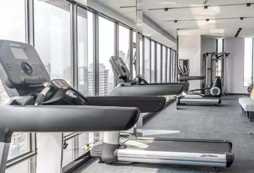 M Residence Hotel And Serviced Apartment