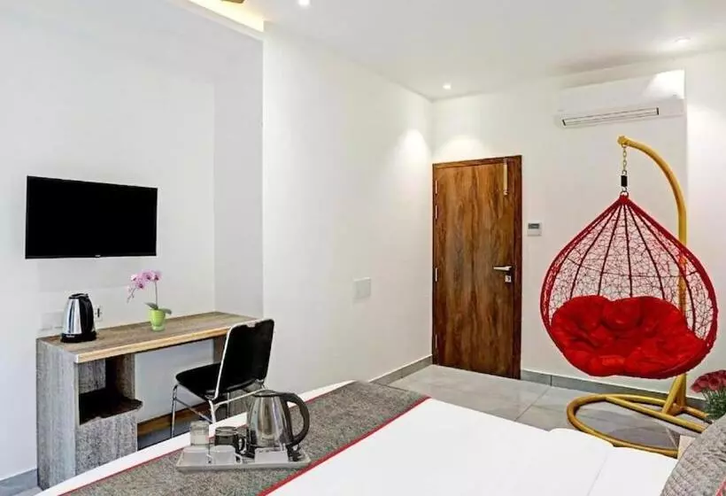 ペンション Boutique Hotel Blue Shine Noida