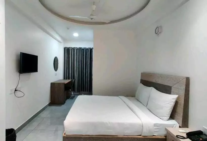 ペンション Boutique Hotel Blue Shine Noida