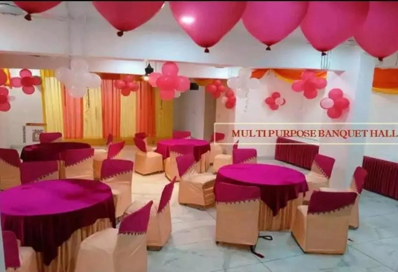 ペンション Boutique Hotel Blue Shine Noida