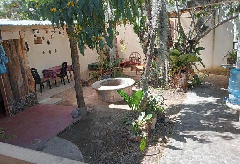 پانسیون Cabaña Tzanjuyu