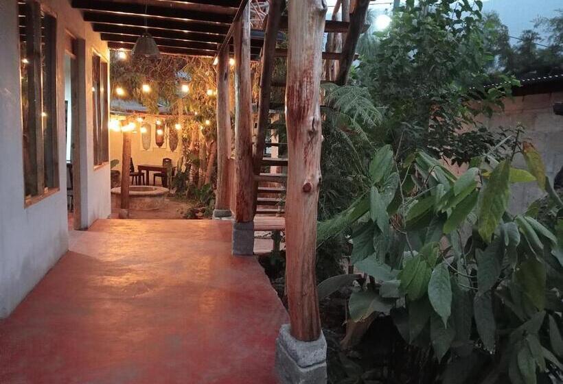 پانسیون Cabaña Tzanjuyu