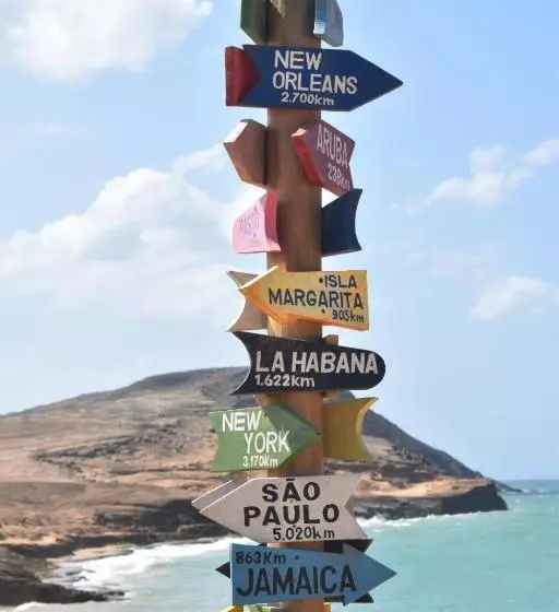 ペンション El Viejo Moi Hospedaje & Restaurante