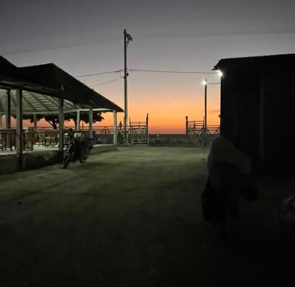 ペンション El Viejo Moi Hospedaje & Restaurante