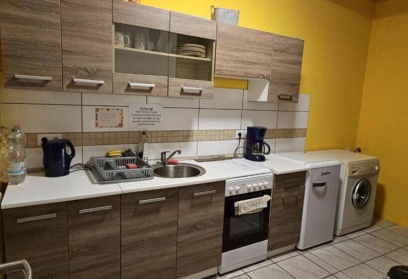 Monteurzimmer Und Pension   Ampfurth