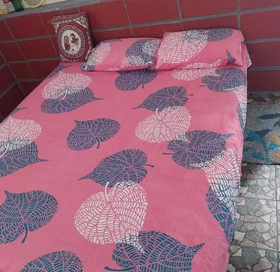 ペンション Decent Couples & Decent Friends Room