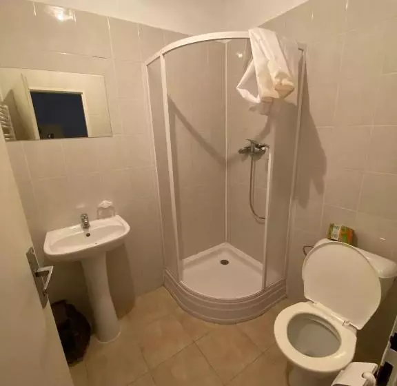 ペンション Restaurace A Hotel U šimáka Radostín
