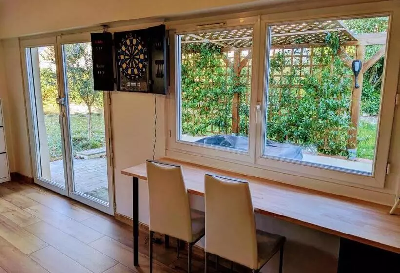 Majatalo Un Bol D Air Frais Près De Paris