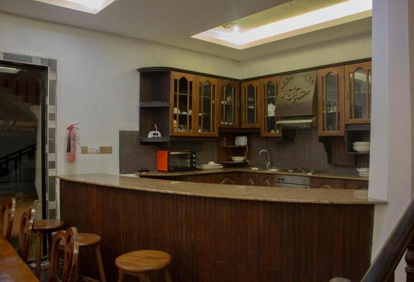 Pension (Hôtel basse catégorie) Varinias Beach Villa