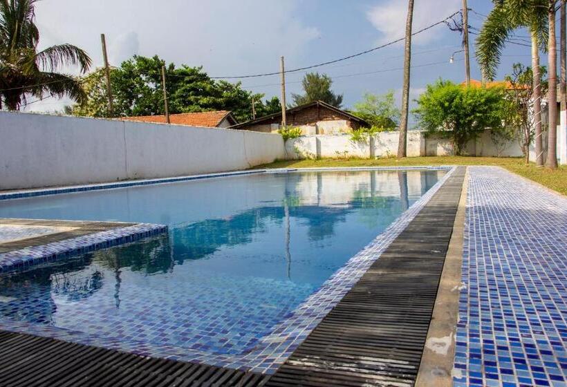 Pension (Hôtel basse catégorie) Varinias Beach Villa