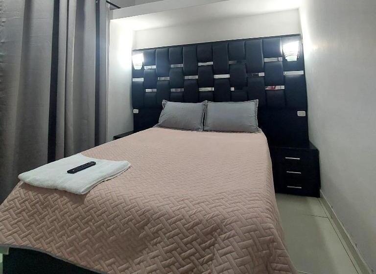 Pension (Hôtel basse catégorie) Vivento Habitaciones En Exclusivo Barrio Estrato 6 Frente Al Cc Campanario