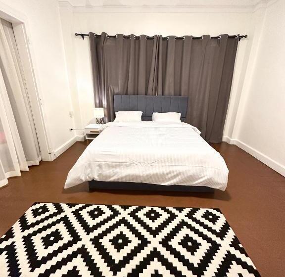 Quiet Studio In Downtown