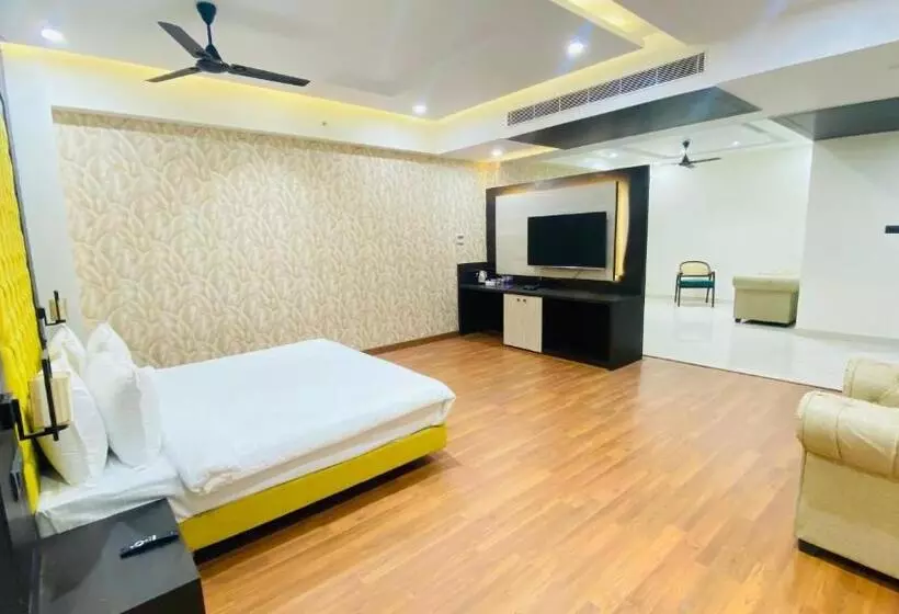 7 Hills Hotel & Resort