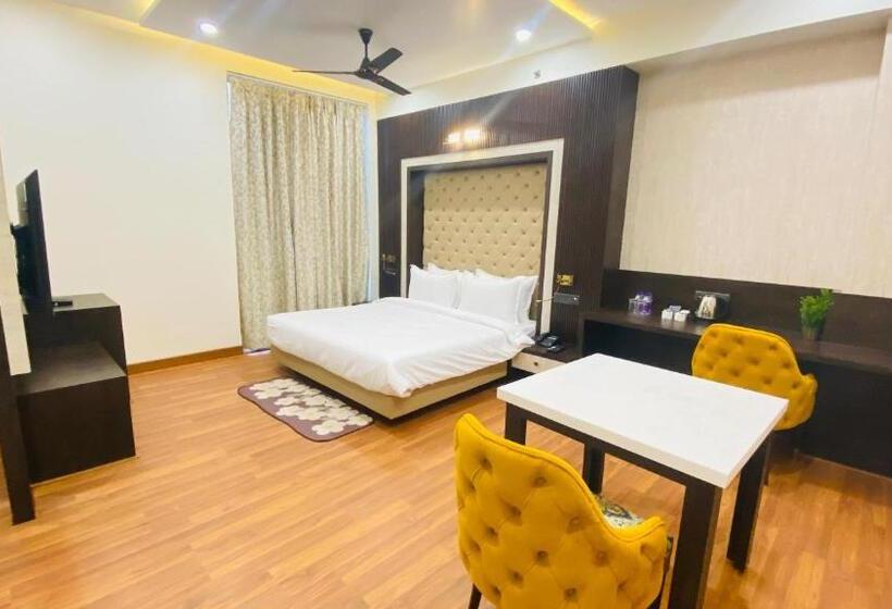 7 Hills Hotel & Resort