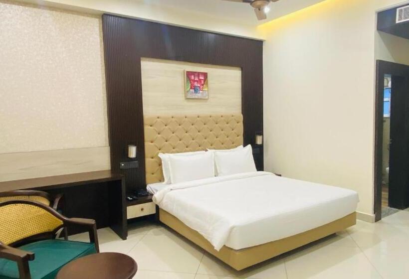 7 Hills Hotel & Resort