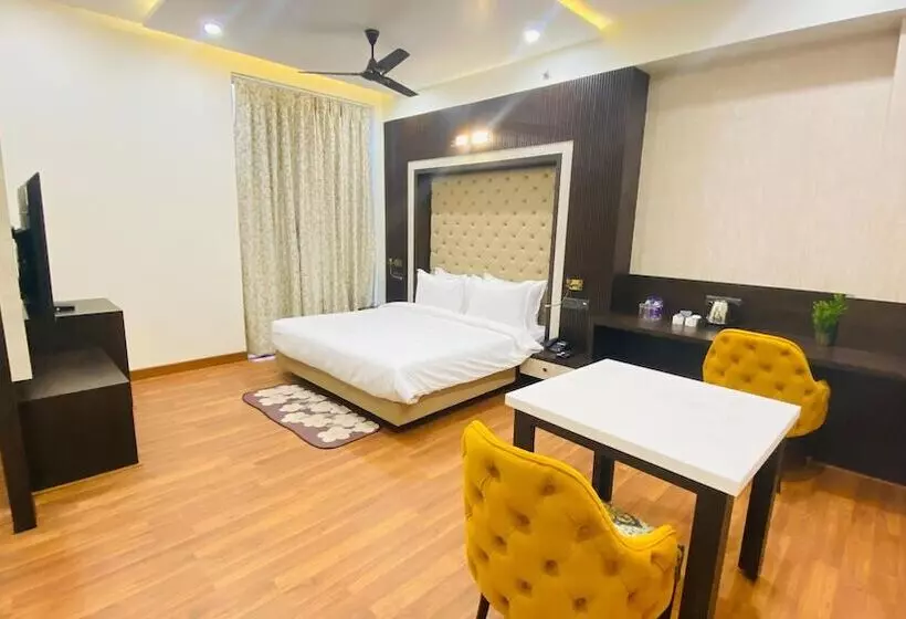 7 Hills Hotel & Resort