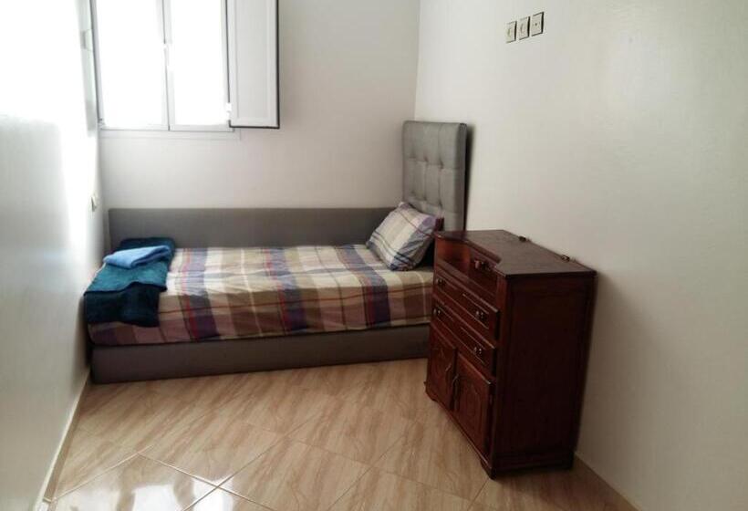 ユースホステル Seasound House