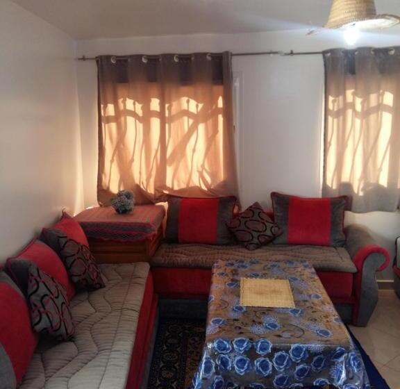 ユースホステル Seasound House