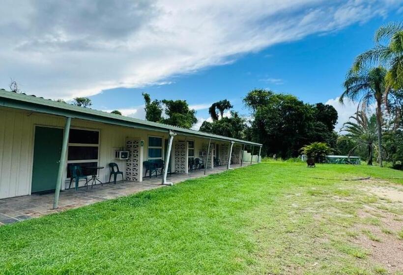 Colosseum Creek Motel