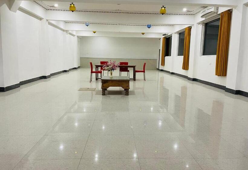 酒店 7horses Holidays Homes