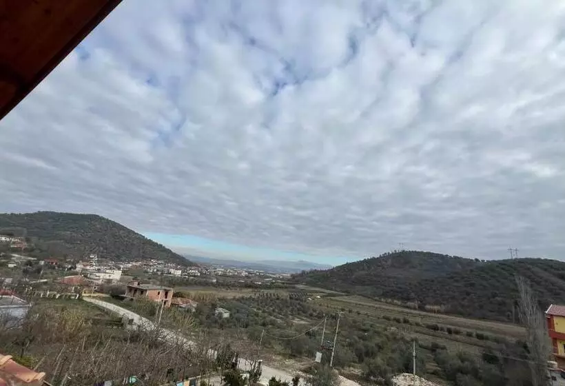 ホテル Bujtina Aldor