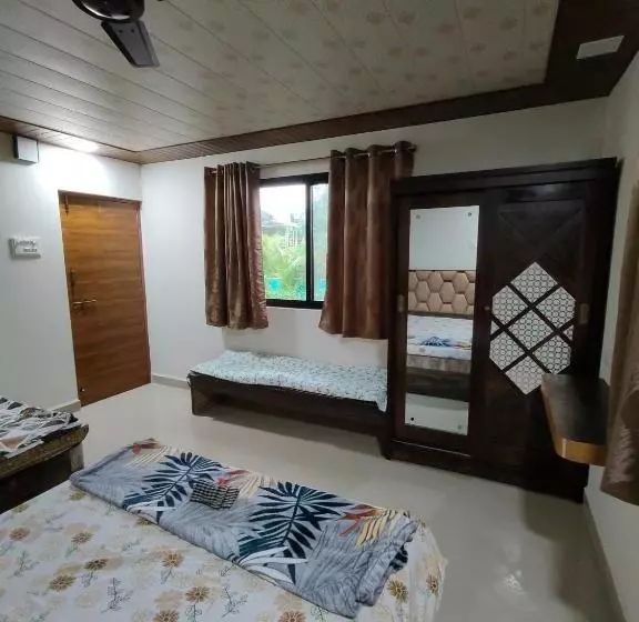 ホテル Dr Bhoir Farm & Resort