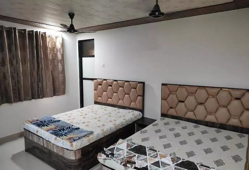 ホテル Dr Bhoir Farm & Resort