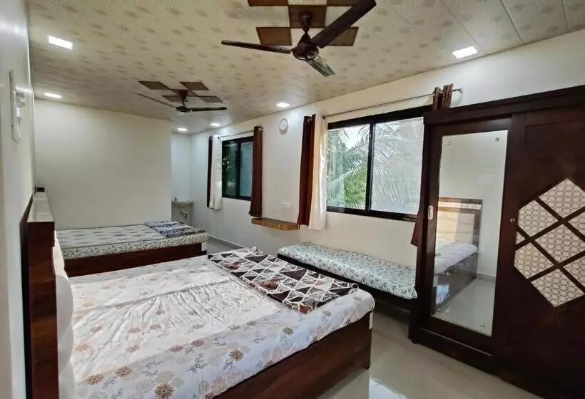 ホテル Dr Bhoir Farm & Resort