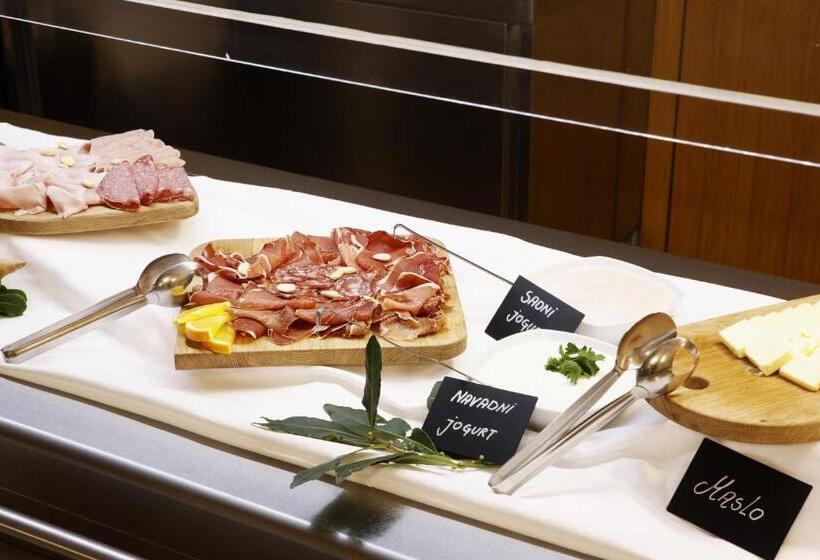 酒店 Floramare Health Resort