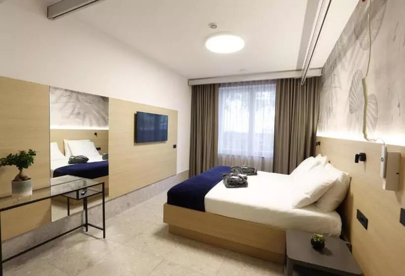 هتل Floramare Health Resort