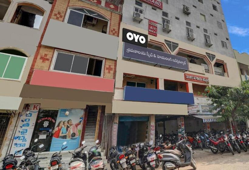 فندق Oyo Sr Grand Lodge